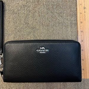 COACH accordion wallet w/silver findings